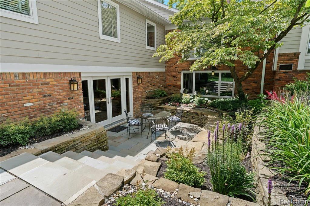 7299 OLD MILL Road, Bloomfield Hills, MI 48301 — Photo 45
