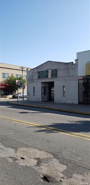 10242 Jos Campau, Hamtramck, MI, 48212