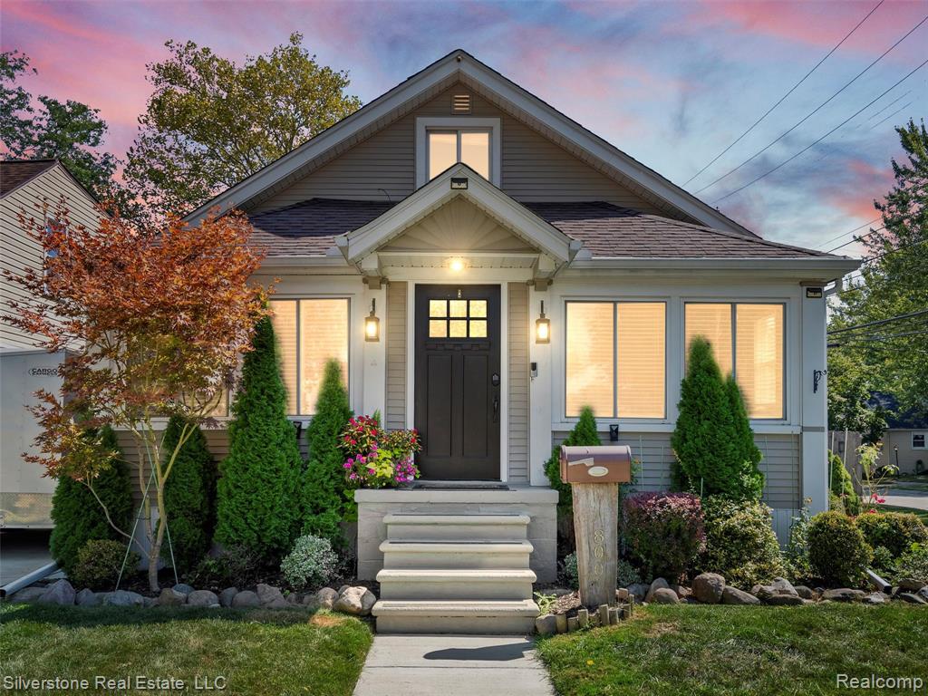800 N EDISON Avenue, Royal Oak, MI 48067 — front exterior