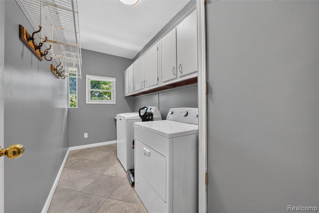 5370 Whipple Lake Road, Clarkston, MI 48348 — Photo 25