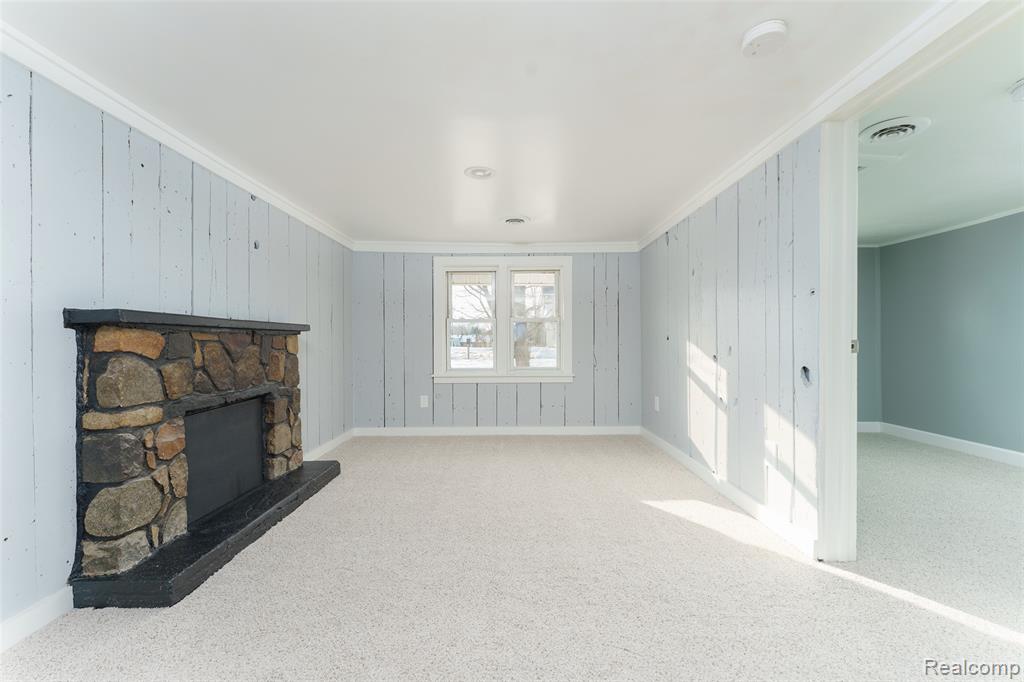 320 N Hibbard Street, Fowlerville, MI 48836 — Photo 5