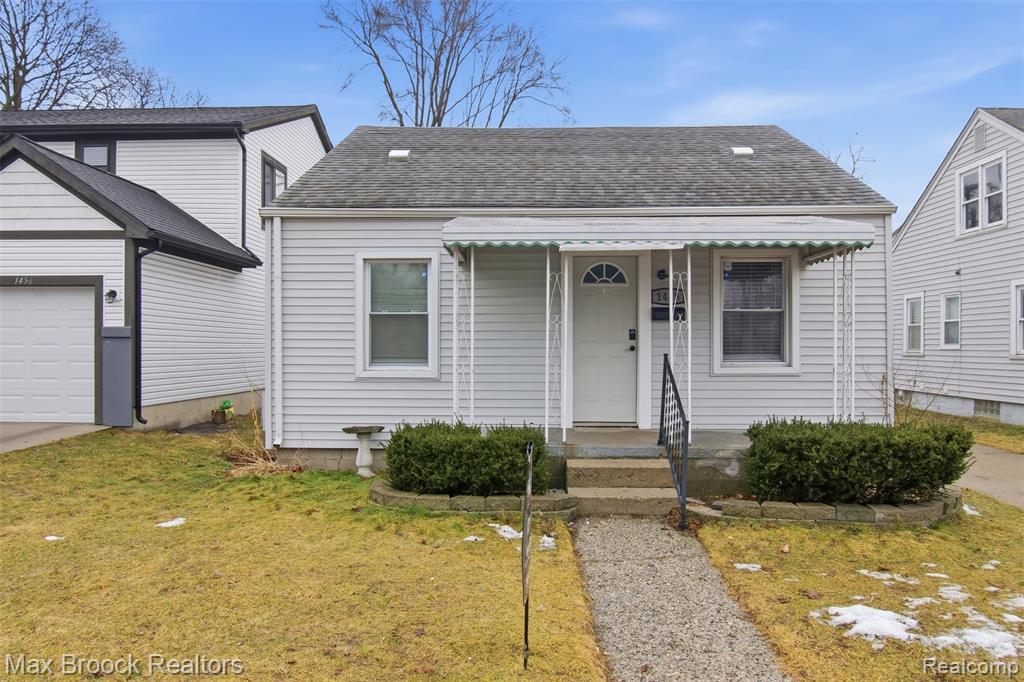 1448 E HARRY Avenue, Hazel Park, MI 48030 — front exterior