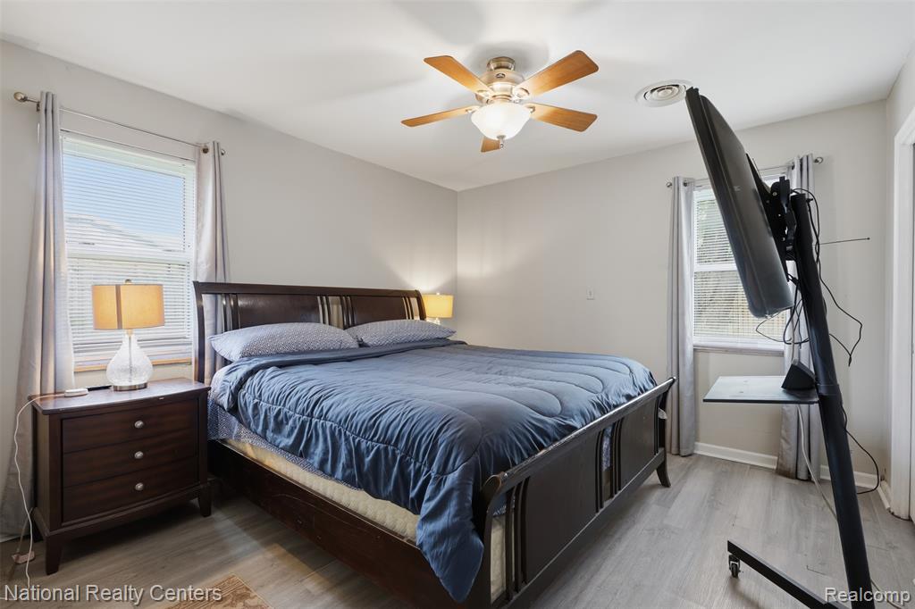 8345 Sirron Street, Detroit, MI 48234 — Photo 11