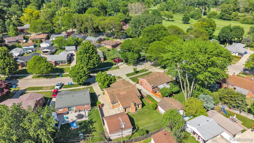 26637 Clairview Drive, Dearborn Heights, MI 48127 — Photo 50