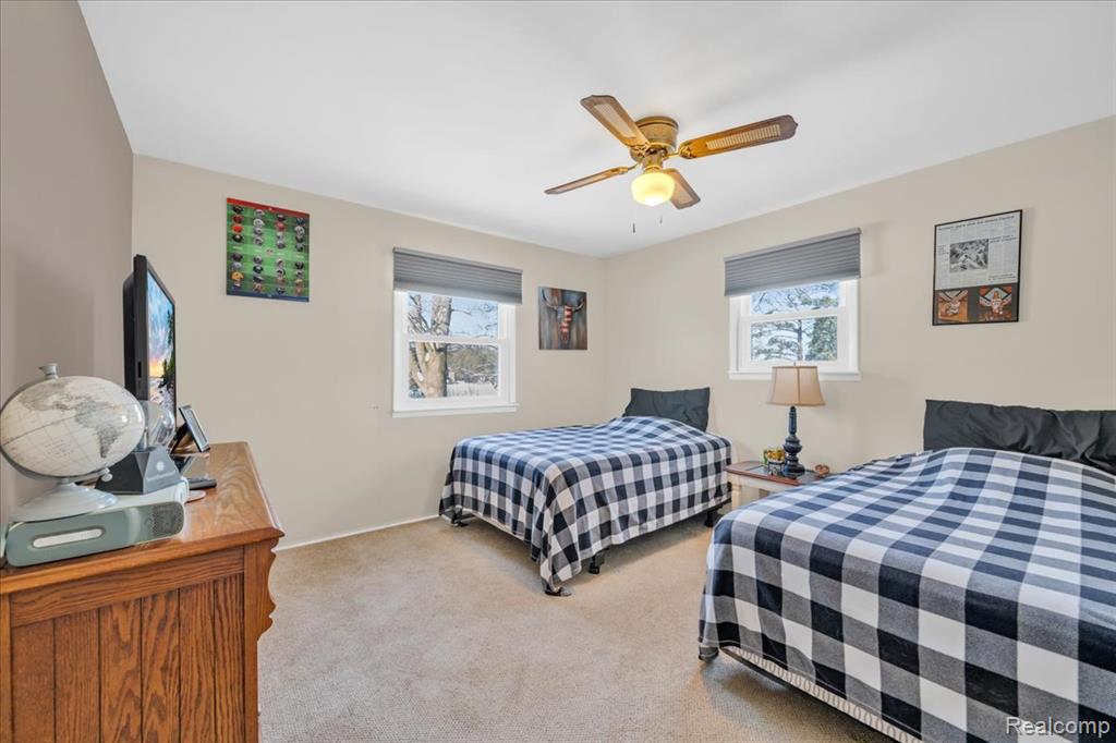 9169 Graytrax Road, Grand Blanc, MI 48439 — Photo 11