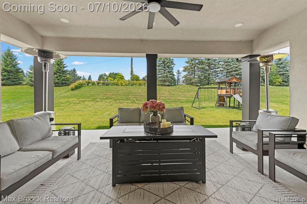 10464 Stoney Point Drive, South Lyon, MI 48178 — Photo 28
