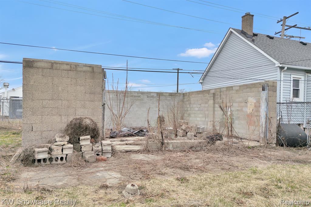 5593 CADILLAC Avenue, Detroit, MI 48213 — Photo 8