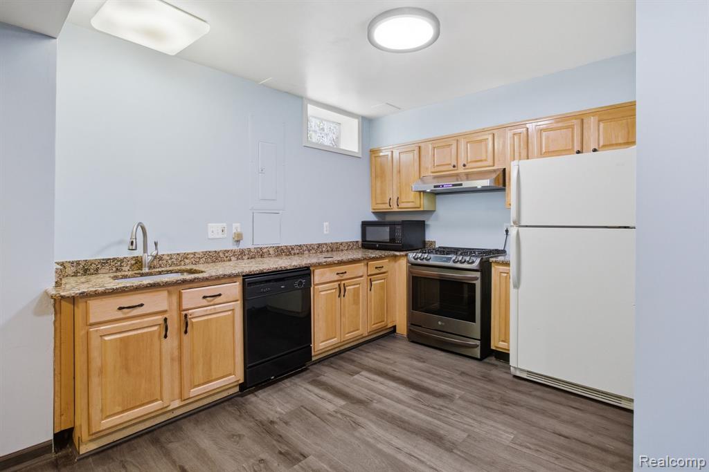 16565 Sherwood Lane, Northville, MI 48168 — Photo 58