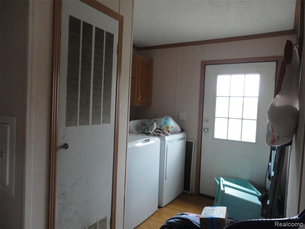 5931 Megans Ridge, Monroe, MI 48161 — Photo 9