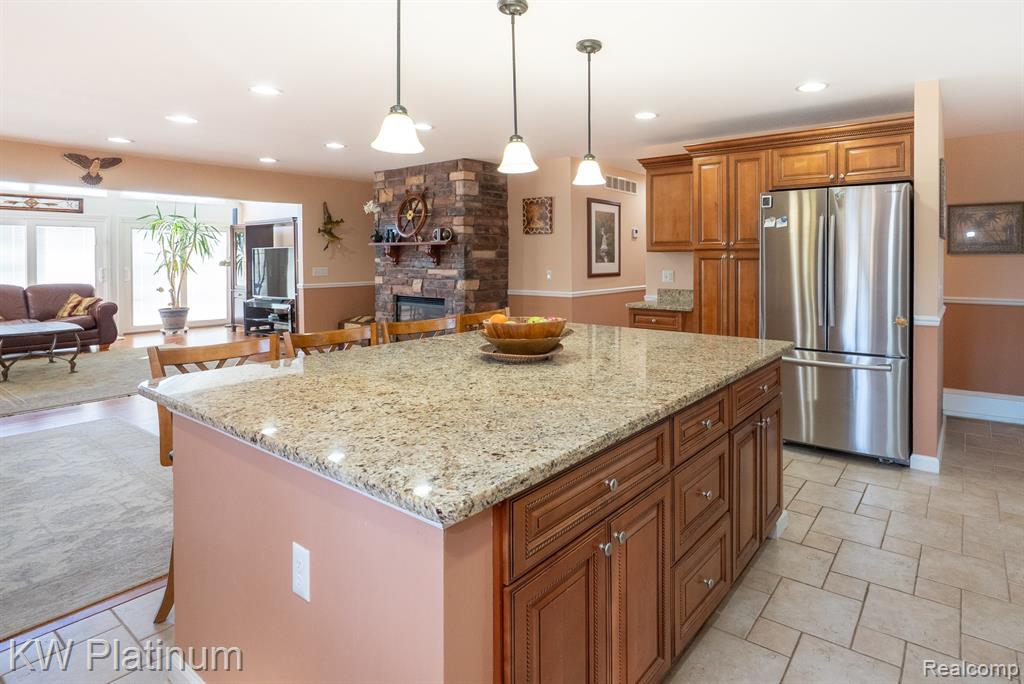 48218 Harbor Drive, Chesterfield, MI 48047 — Photo 38