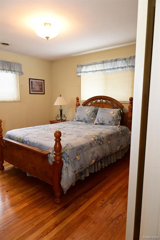 4160 MONTGOMERY Drive, Shelby Twp, MI 48316 — Photo 36