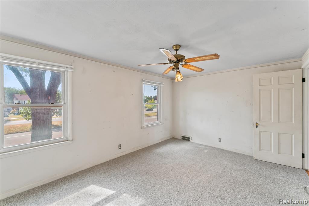 6262 W Outer Drive, Detroit, MI 48235 — Photo 37