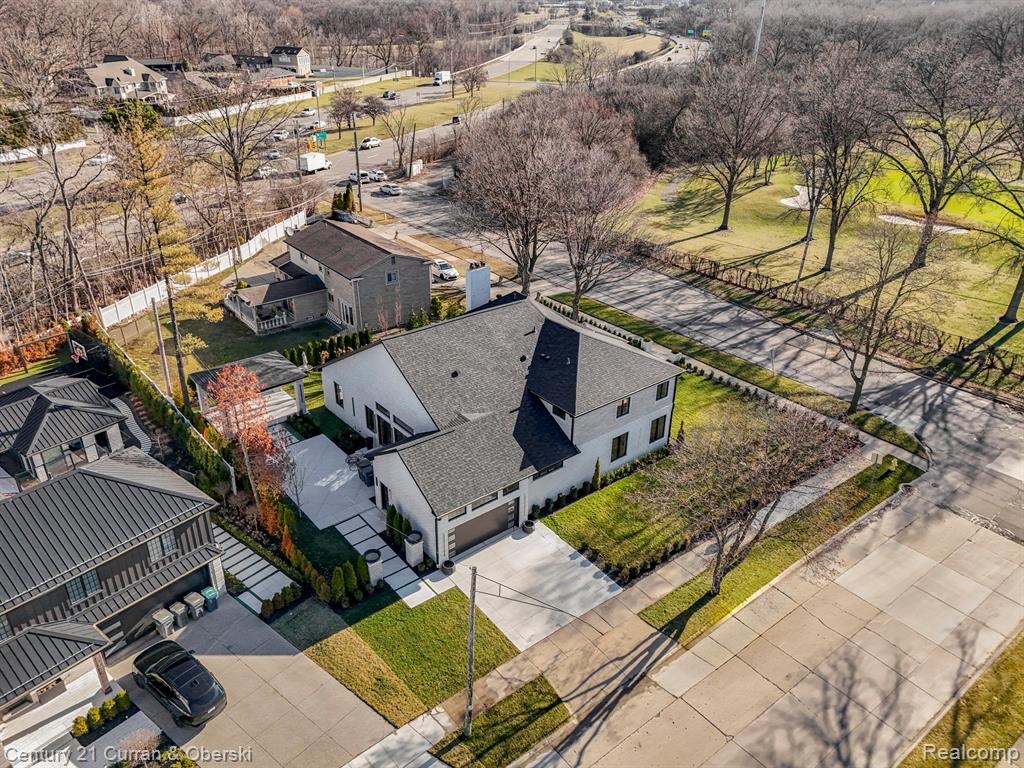2211 Golfview Drive, Dearborn, MI, 48128