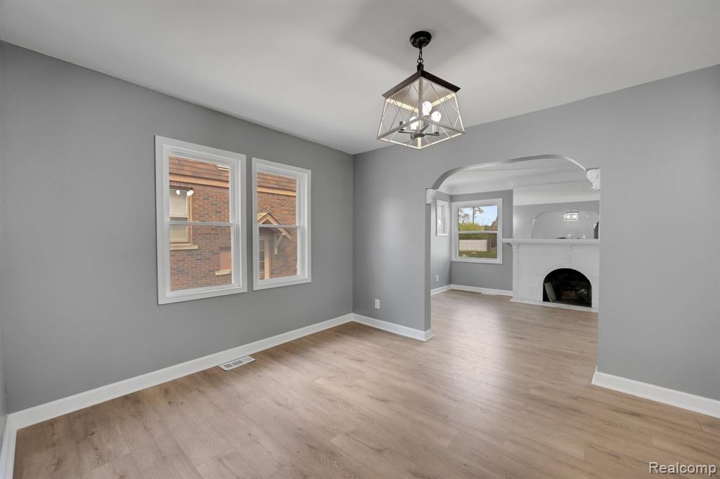 9201 BOLEYN Street, Detroit, MI 48224 — Photo 3