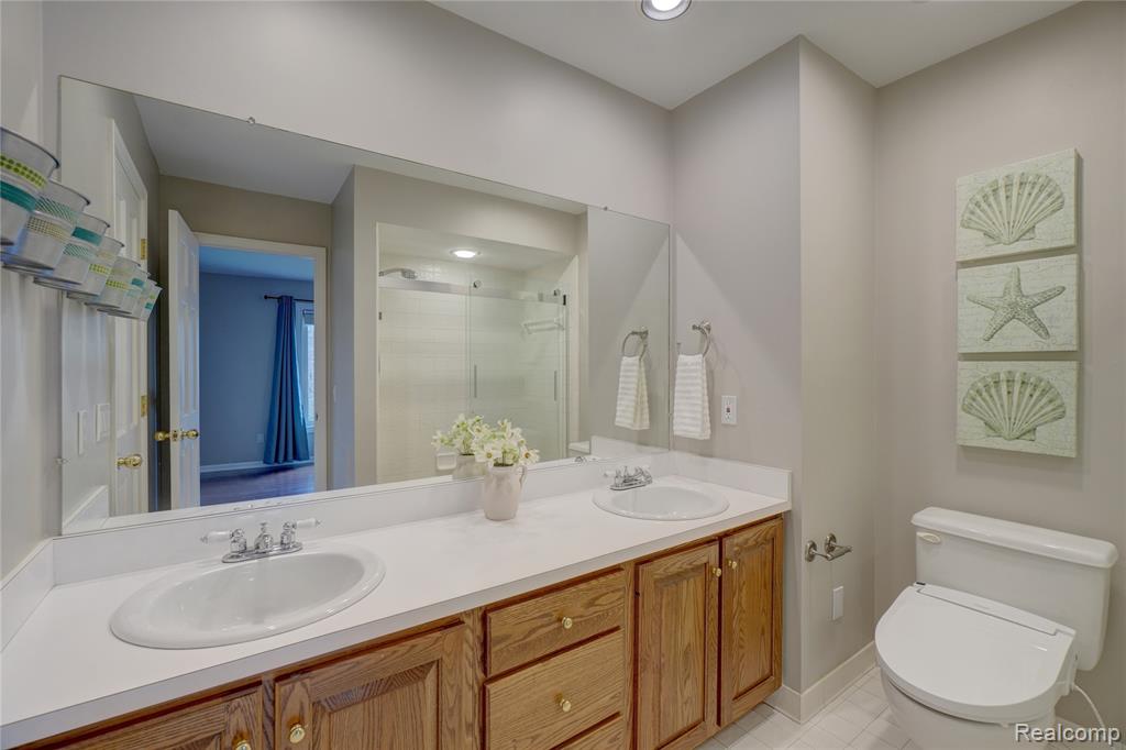 3066 Woodcreek Way, Bloomfield Hills, MI 48304 — Photo 37