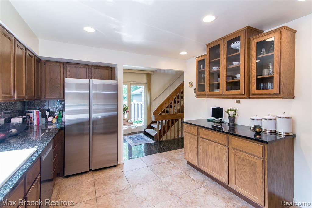 41350 Woodward Avenue, Bloomfield Hills, MI 48304 — Photo 14