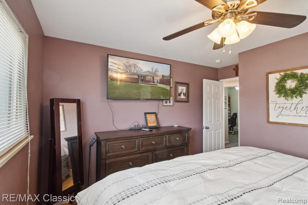 832 VAN SULL Street, Westland, MI — Photo 16