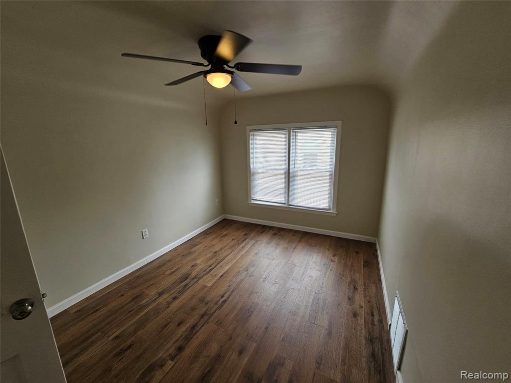 893 Leblanc Street, Lincoln Park, MI 48146 — Photo 16