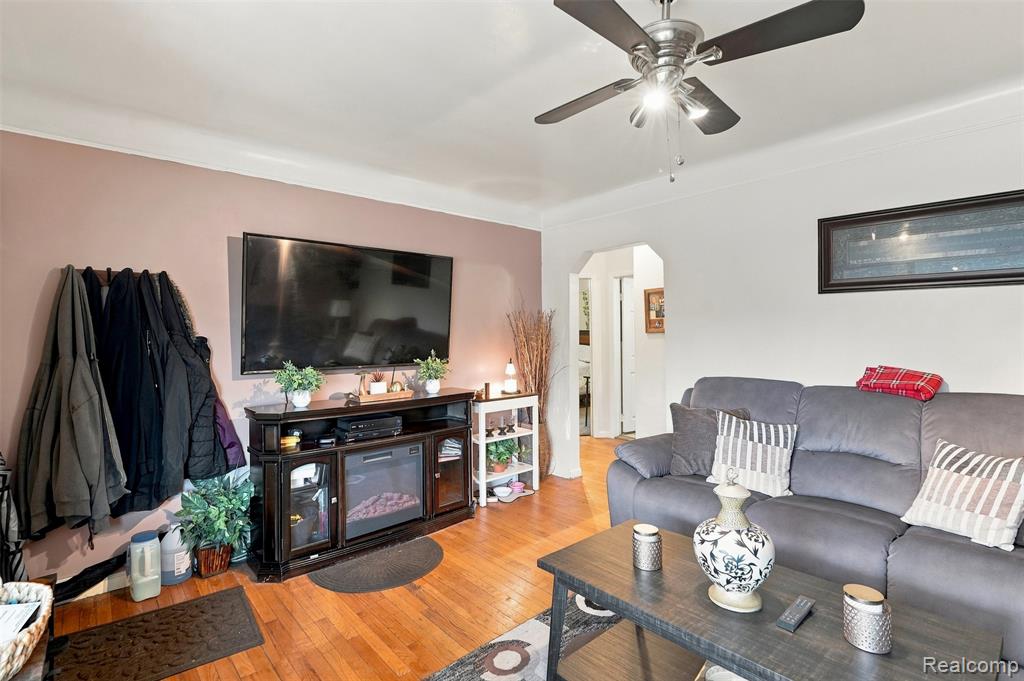 6539 Rosemont Avenue - Photo 5