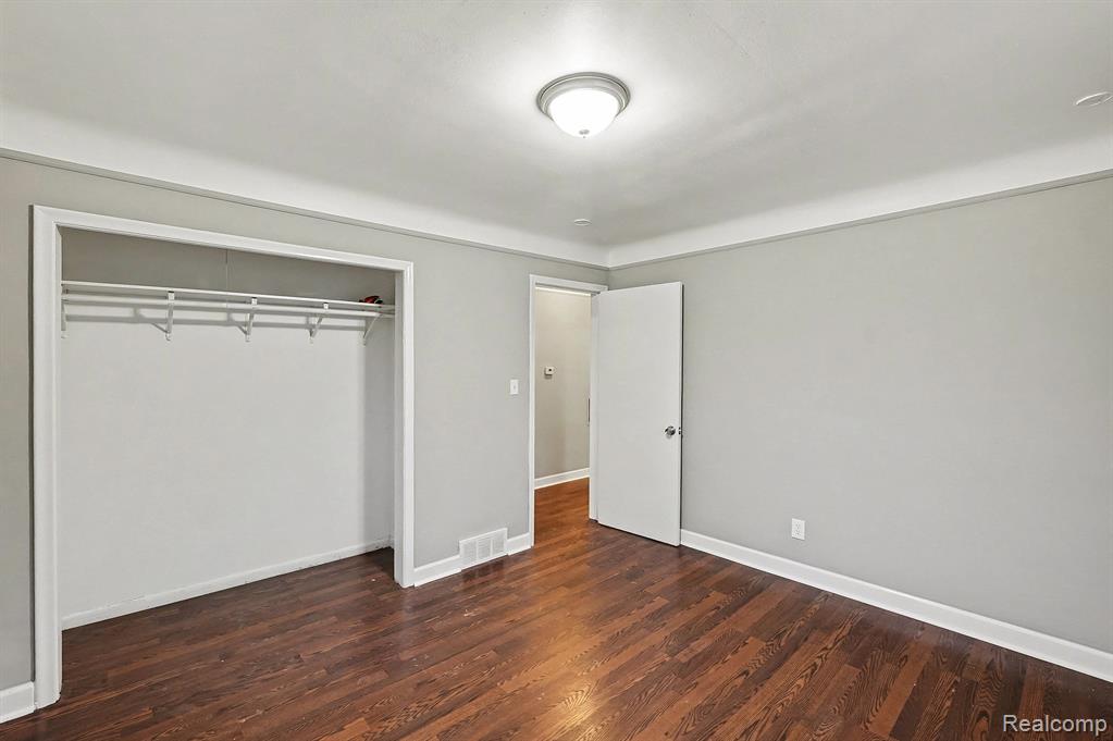 7356 Wiegand, Center Line, MI 48015 — Photo 11