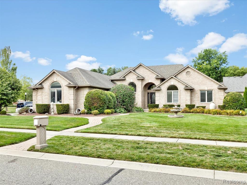 56909 Pinecone Boulevard, Shelby Twp, MI 48316 — Photo 34