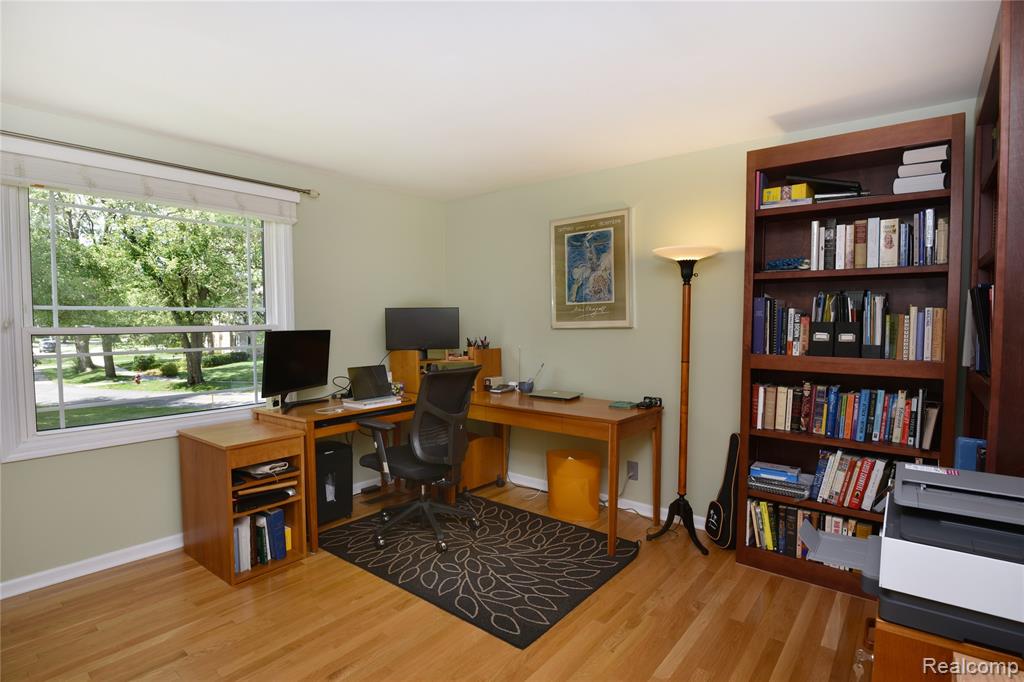 31690 Glencoe Drive, Beverly Hills, MI 48025 — Photo 26