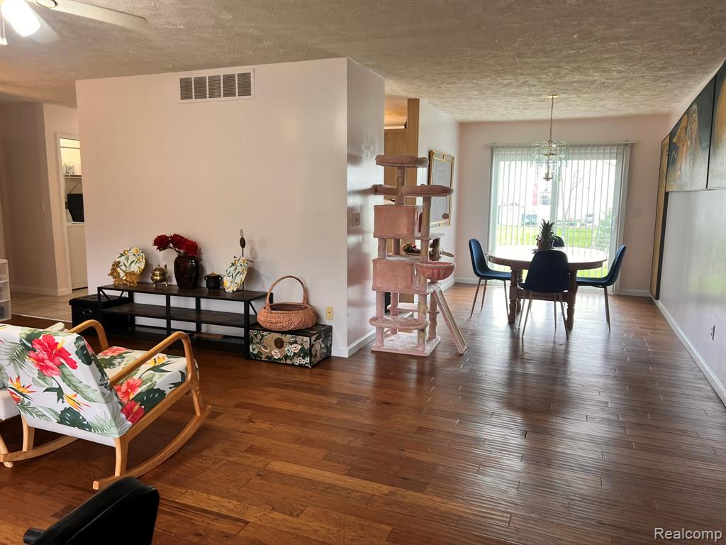 320 Roller Way, Mayville Vlg, MI 48744 — Photo 6