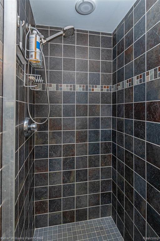 4998 Menominee Lane, Clarkston, MI 48348 — Photo 67