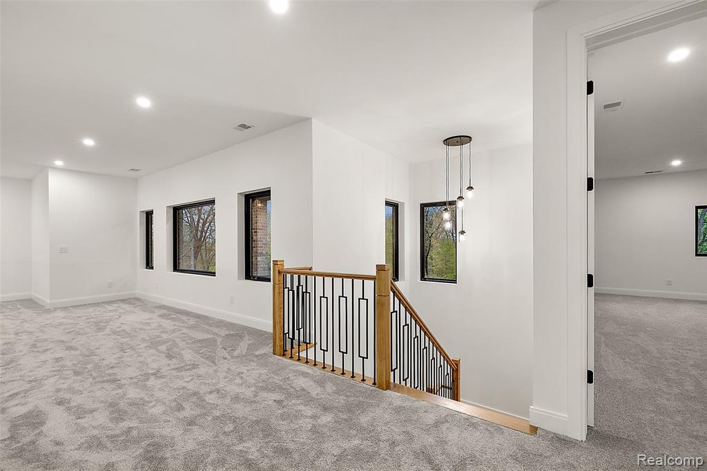 6675 College Park Drive, Clarkston, MI — Photo 35
