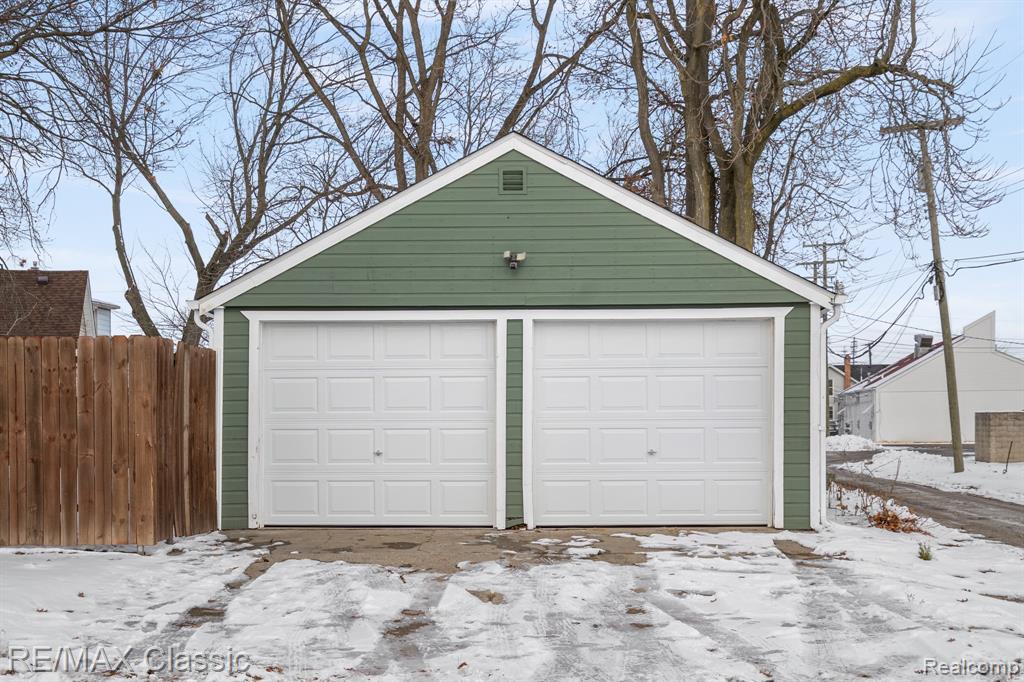 4433 Elizabeth Street, Wayne, MI 48184 — Photo 9