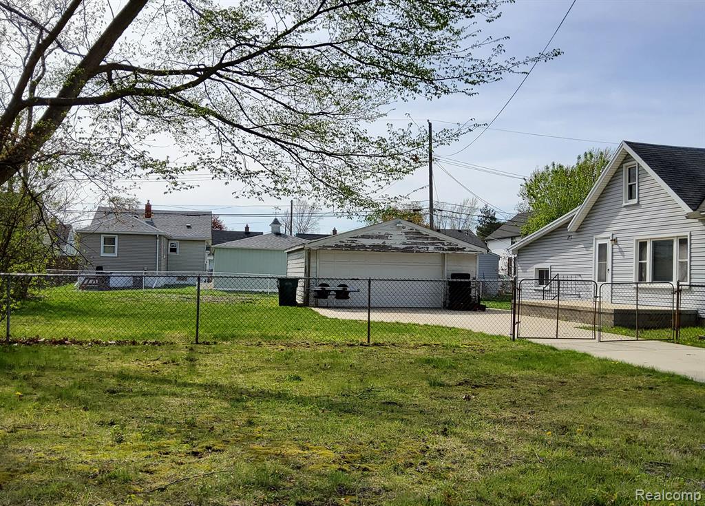 4208 IRENE Avenue, Lincoln Park, MI 48146 — Photo 25