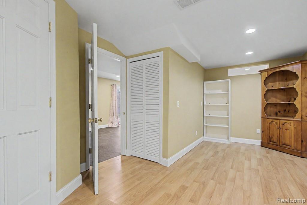 1160 S Garner Road, Milford, MI 48380 — Photo 36