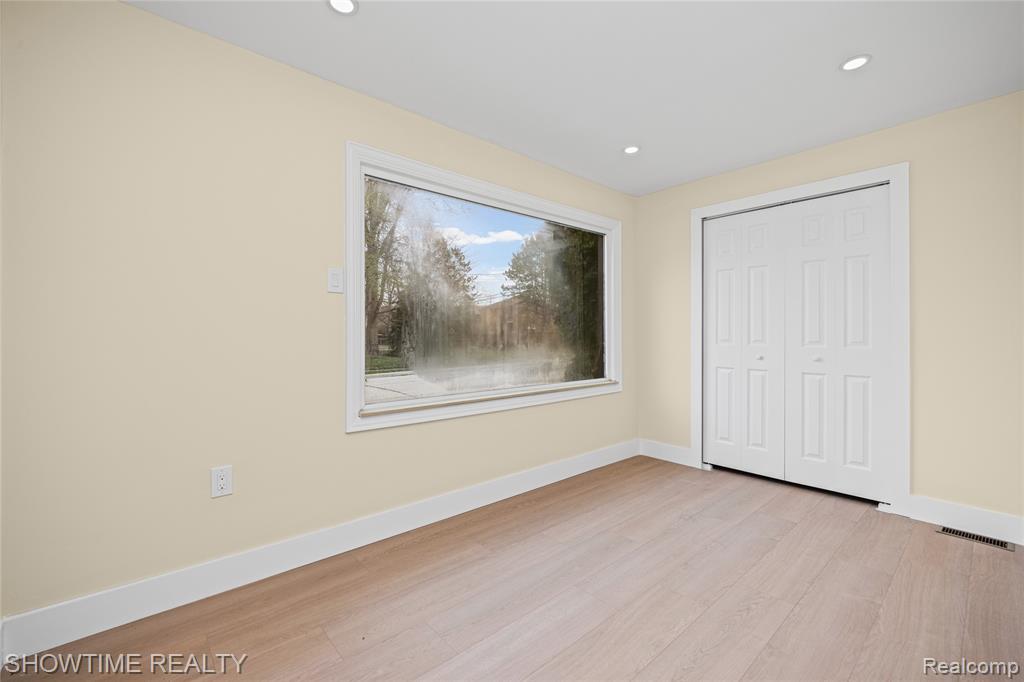 30430 Park Street, Roseville, MI 48066 — Photo 14
