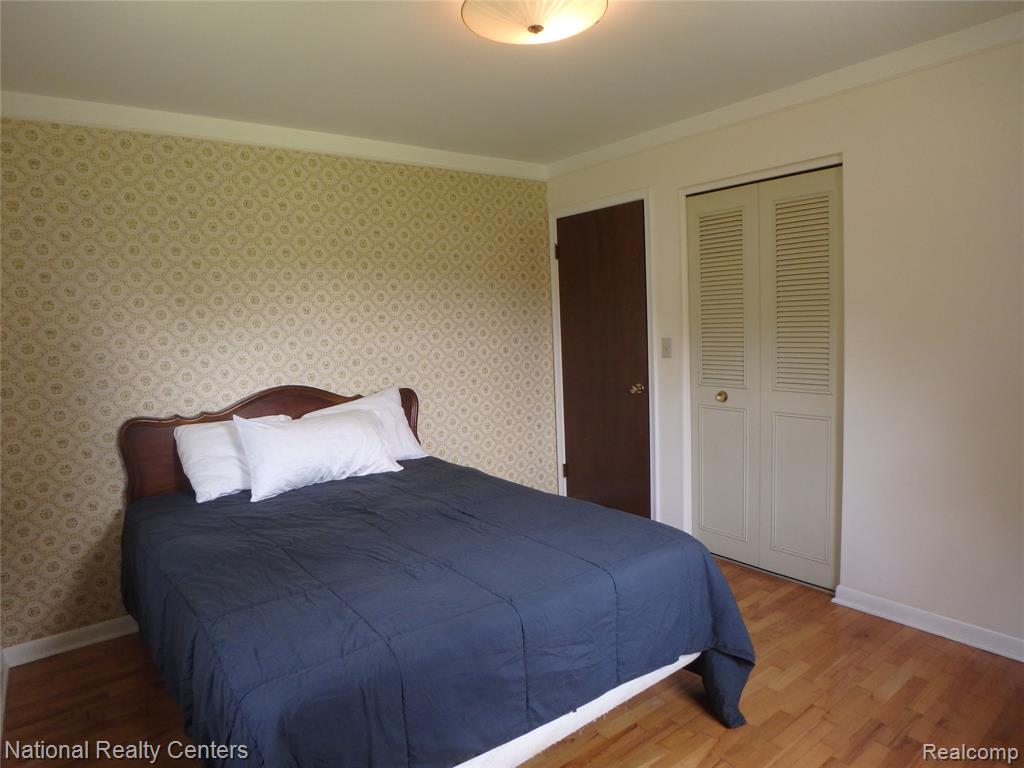 215 Grange Hall Road, Ortonville, MI 48462 — Photo 10