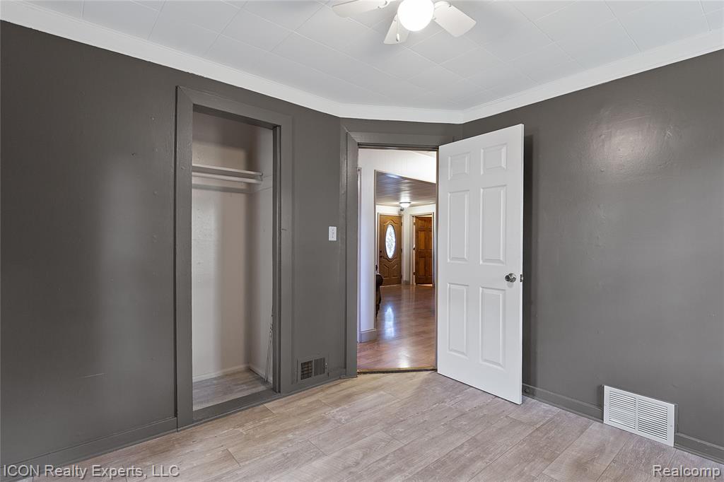 4460 Culver Street, Dearborn Heights, MI 48125 — Photo 24