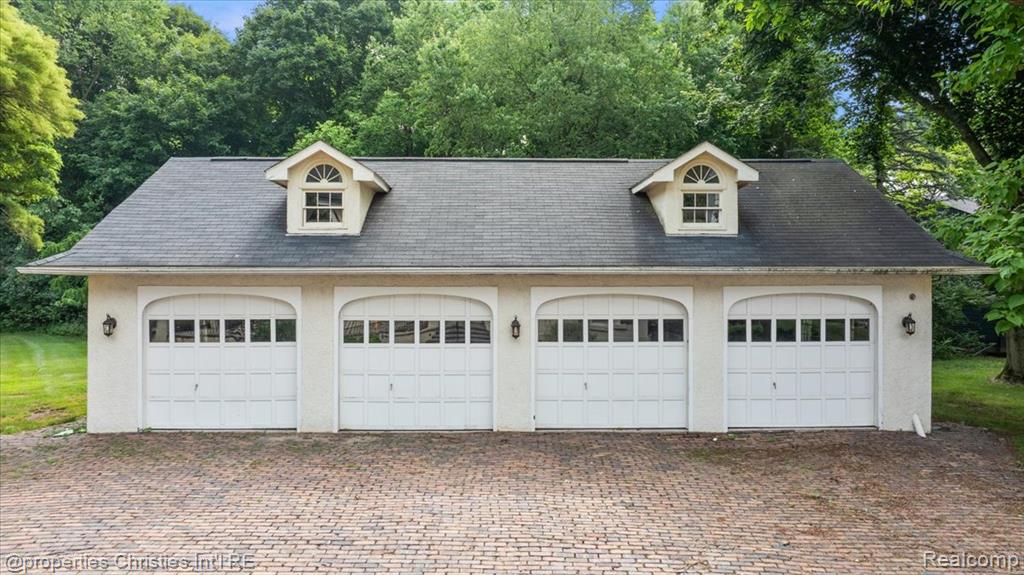 777 Kensington Lane, Bloomfield Hills, MI 48304 — Photo 71