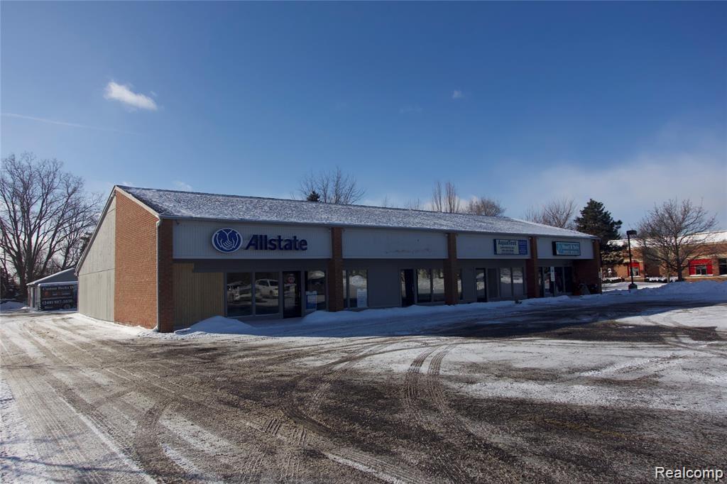 9155 Highland Road, White Lake, MI