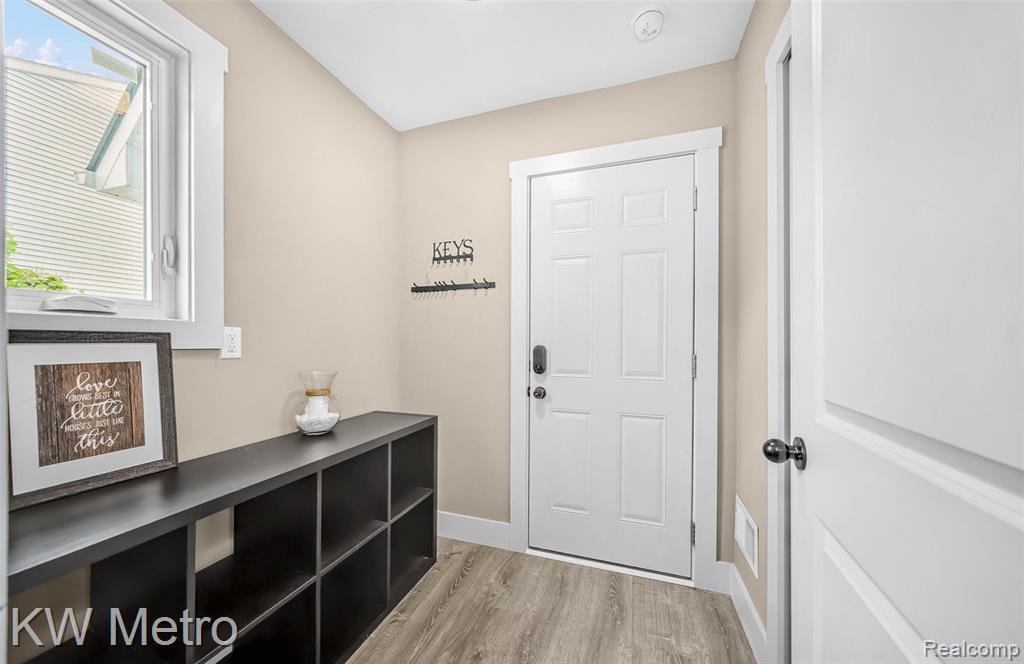 70276 N MAIN Street, Richmond, MI 48062 — Photo 13