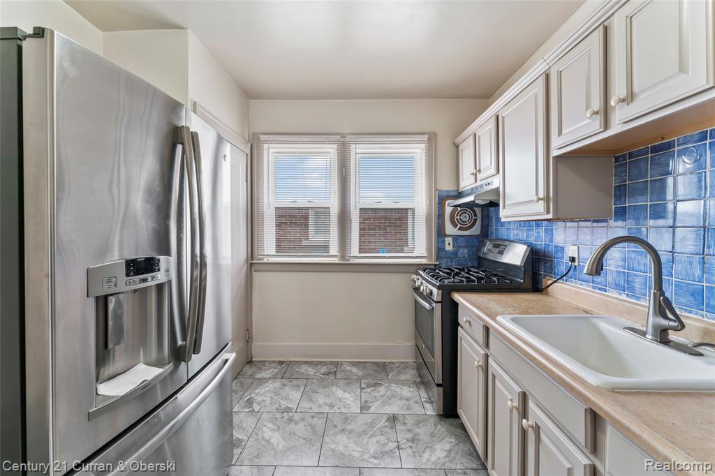 6625 Reuter Street, Dearborn, MI 48126 — Photo 19