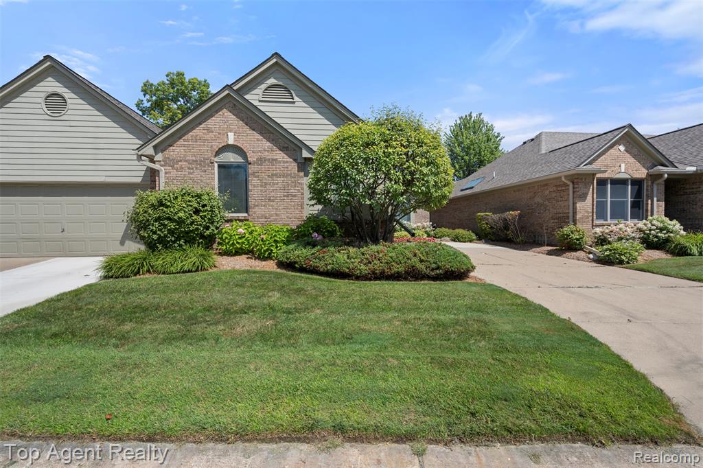4415 Firethorn Court, Warren, MI 48092 — Photo 2