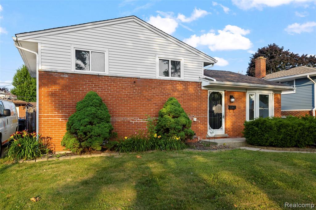 9651 Blaty Street, Taylor, MI 48180 — Photo 2