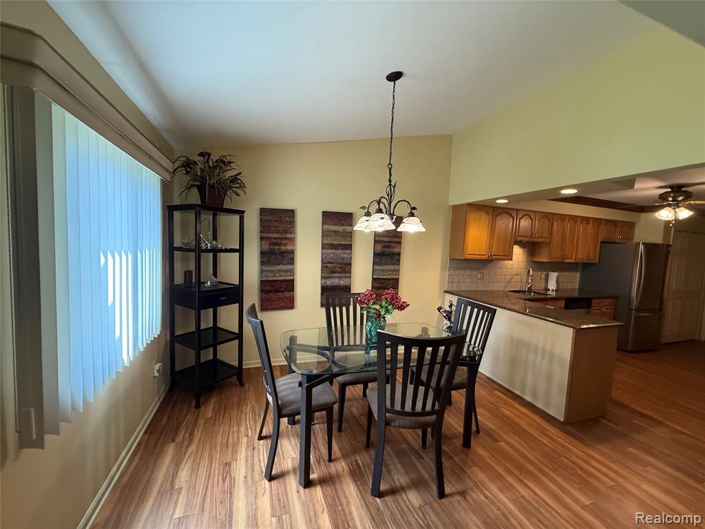 730 Country Club Dr Drive, 36, Saint Clair Shores, MI 48082 — Photo 14