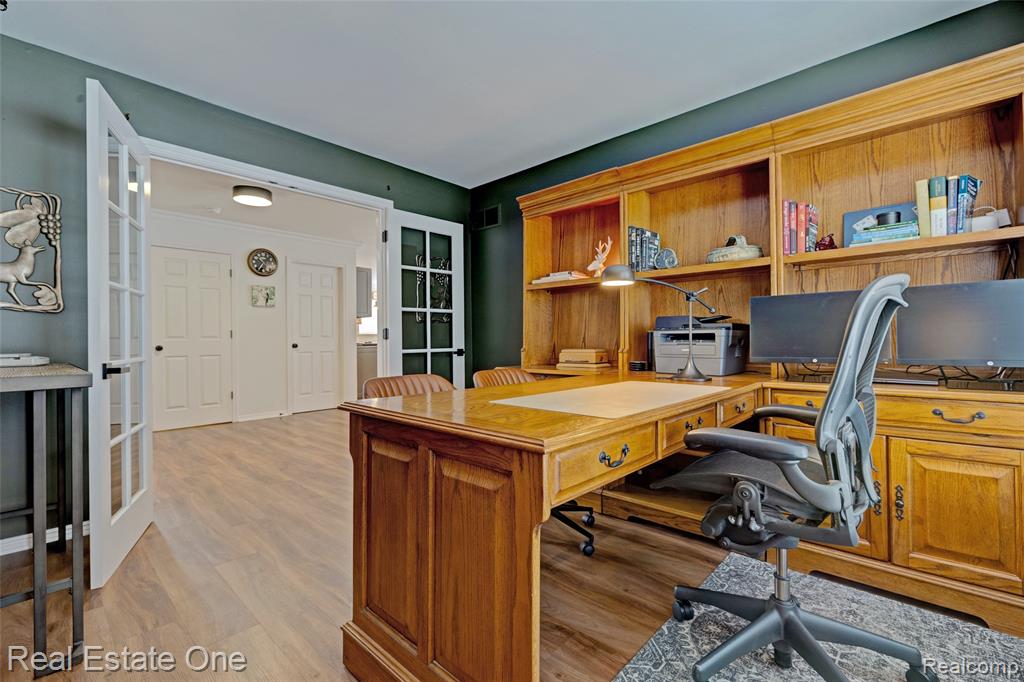 545 Sandhurst Street, Oxford, MI 48371 — Photo 14