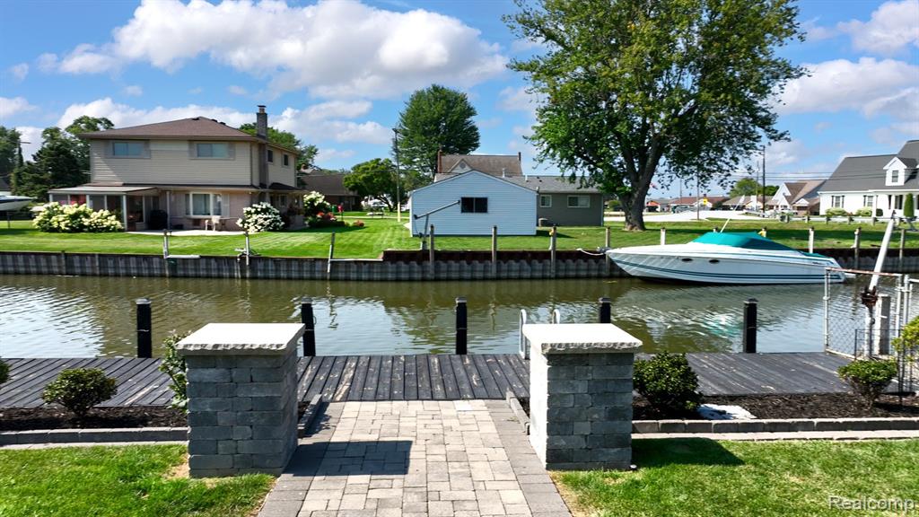39611 Lakeshore Drive, Harrison Township, MI — Photo 44