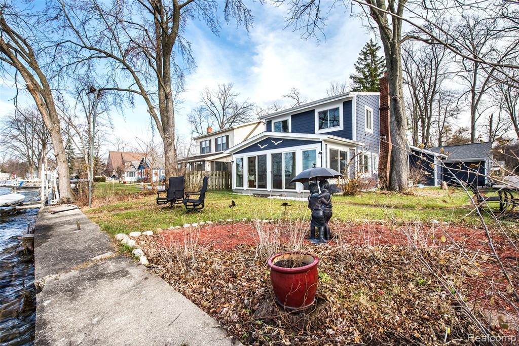 9109 McGregor Road, Pinckney, MI 48169 — Photo 10