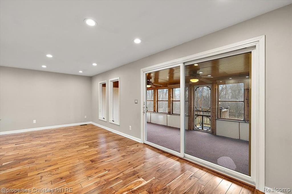 42610 Beechwood Drive, Canton, MI 48188 — Photo 11