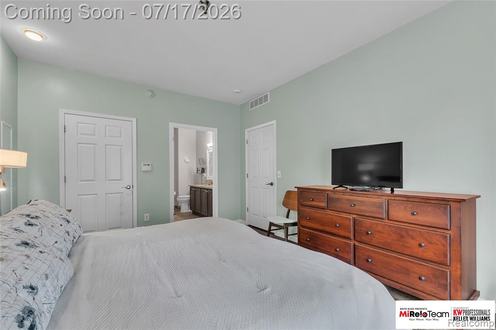 5950 E Island Drive, Ypsilanti, MI 48197 — Photo 21