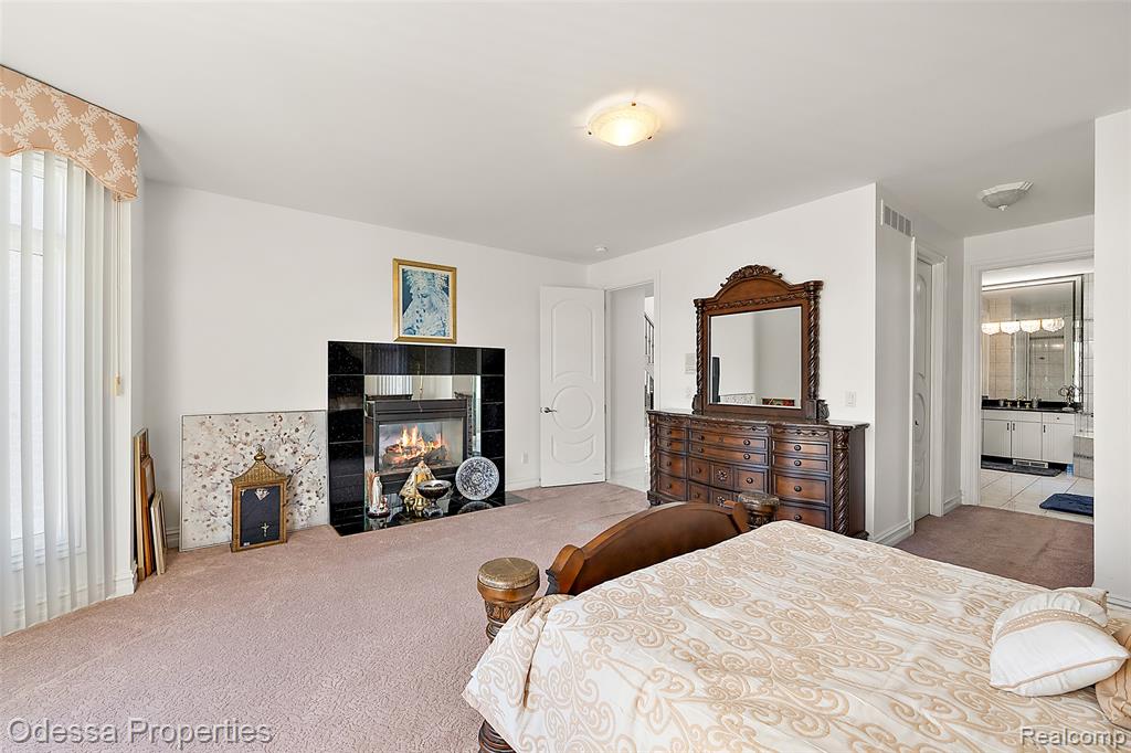 12984 Azure Drive, Utica, MI 48315 — Photo 23
