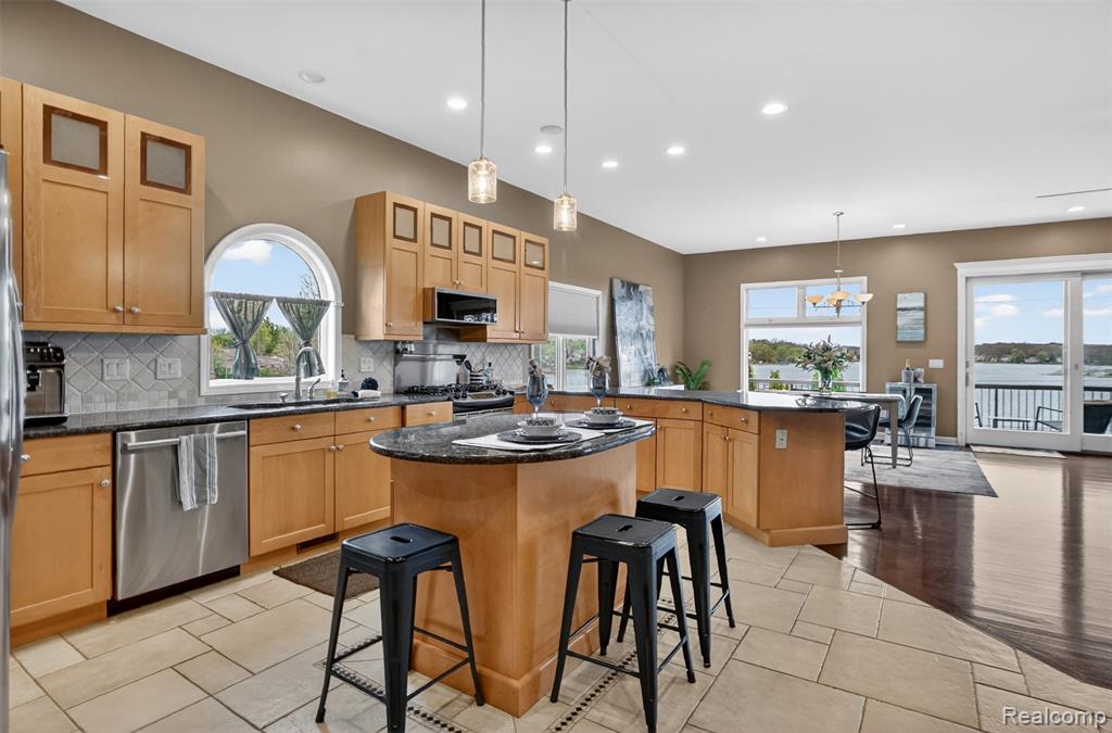 3071 School Lake Drive, Brighton, MI 48114 — Photo 17
