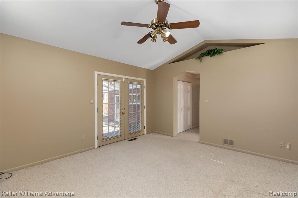 4652 Parker Street, Dearborn Heights, MI 48125 — Photo 22